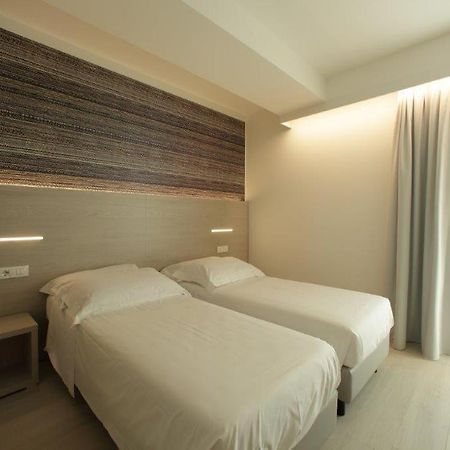 Hotel San Marco เปสเคียรา เดล การ์ดา ภายนอก รูปภาพ
