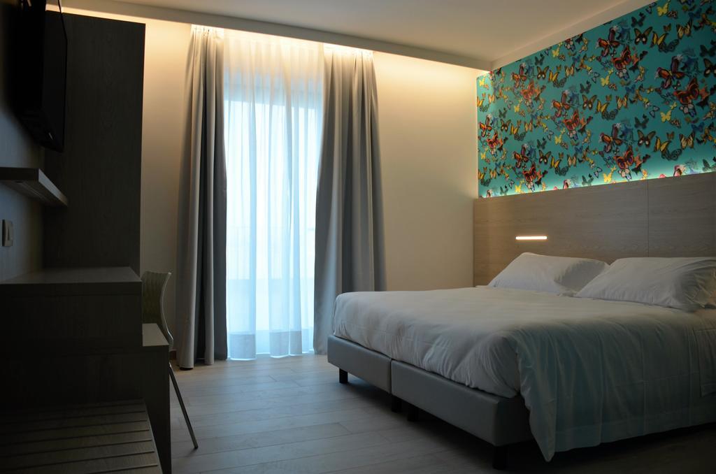 Hotel San Marco เปสเคียรา เดล การ์ดา ภายนอก รูปภาพ